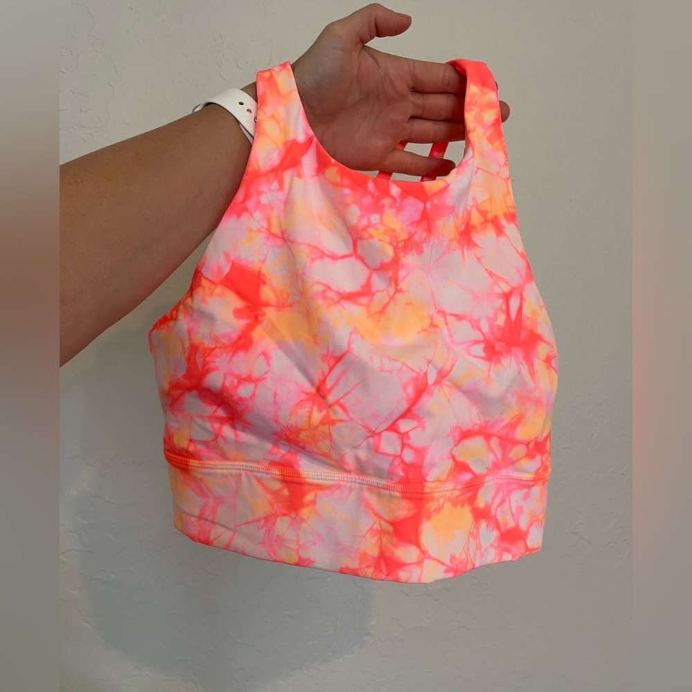 NEVER WORN - lululemon high neck Energy Bra - Neon Pink/Orange
